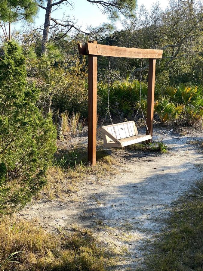 Steps Away From The Beach!!! Hotel Hilton Head Island Bagian luar foto